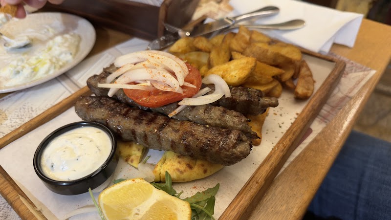 MIRONI Restaurant - Greek Kitchen - Photo 4