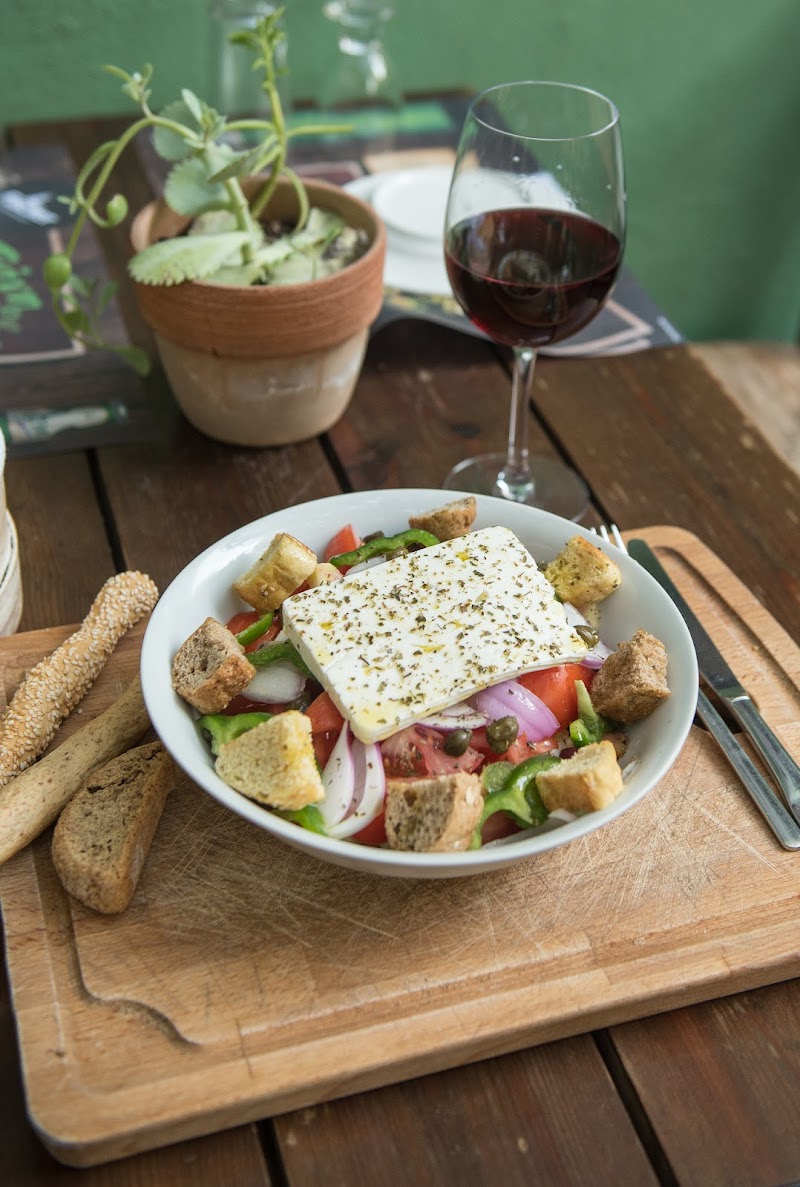 Εστιατόριο Πλάνη - Photo 2