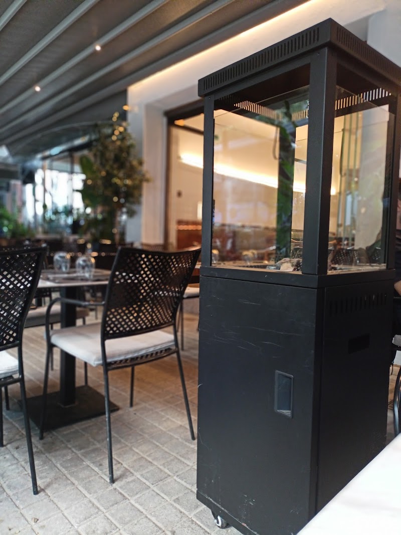 Rooster restaurant patra - Photo 5