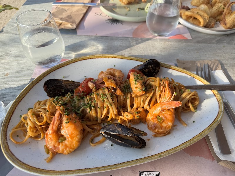 Achinios Restaurant - Bar - Photo 4