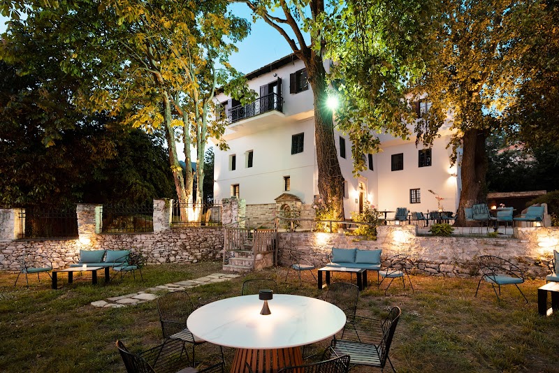 Kenta Mountain Hotel & Gastrobar - Photo 1