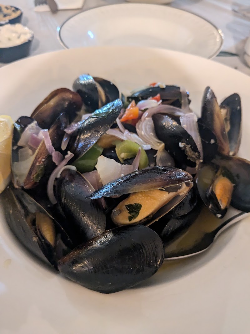 Ouzokamomata Greek Tapas - Photo 4