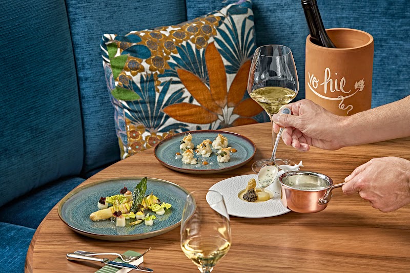 Radius by Stefan Beer - Photo 2