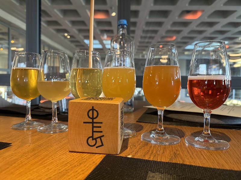 Ftelos Brewery Santorini - MALT Restaurant - Photo 3