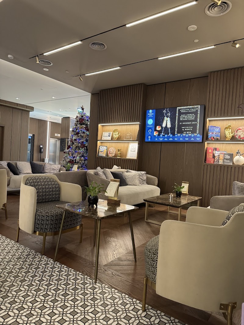 Ил Монте Тратория / IL MONTE Trattoria - Photo 1