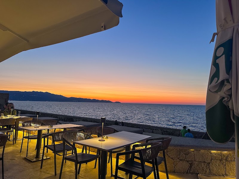 Mare Coffee Bar & Food - Photo 5