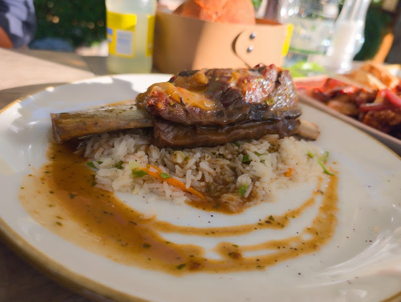 Avli Restaurant Corfu - Photo 4