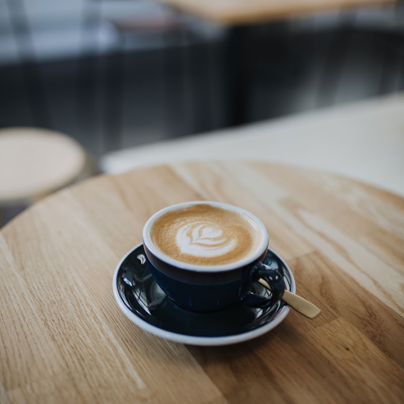 Kafi Theodor - Photo 2