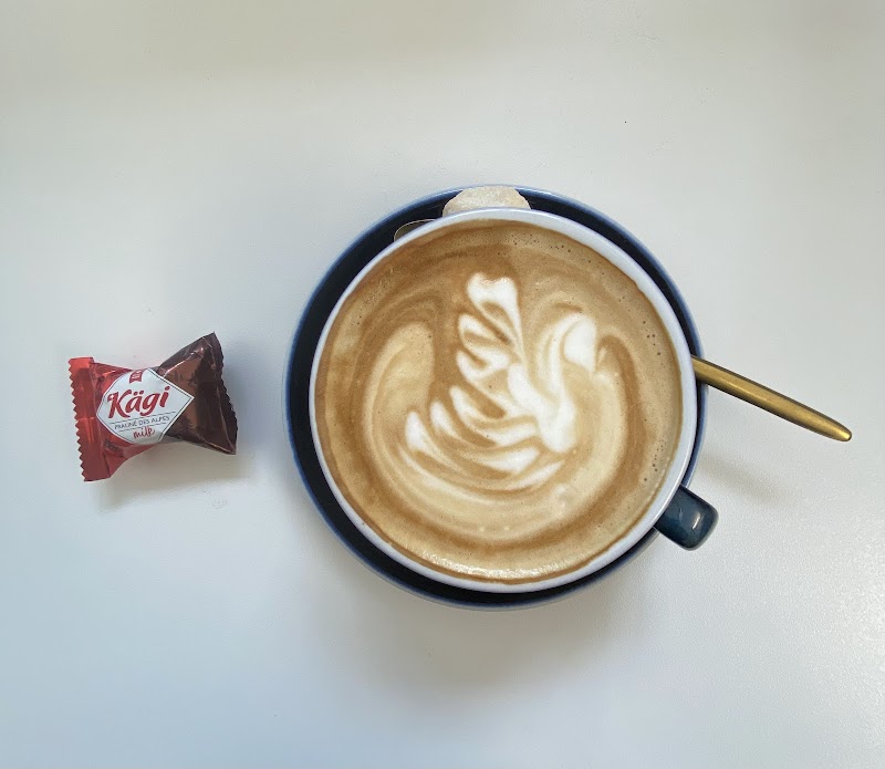 Kafi Theodor - Photo 3