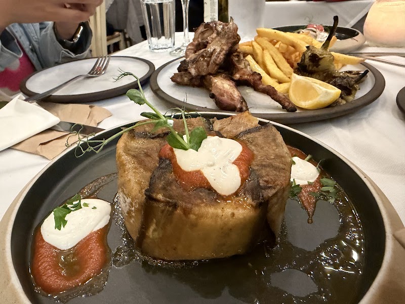 ARCADIA RESTAURANT - Photo 5