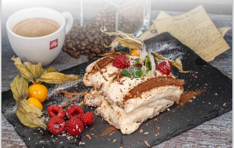 Waggon Restaurant - Photo 2