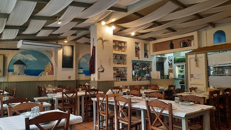 Ouzerie Lola - Photo 2