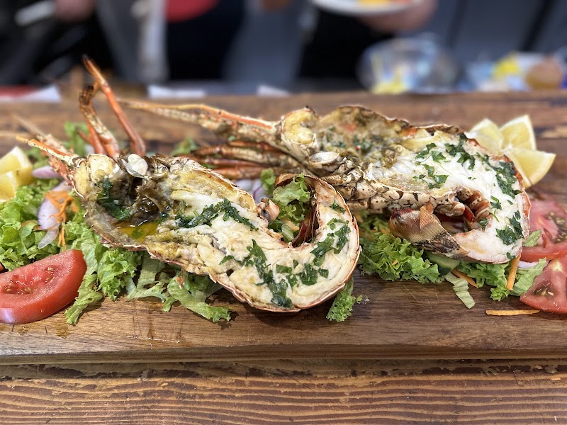 The Brothers Taverna - Photo 2