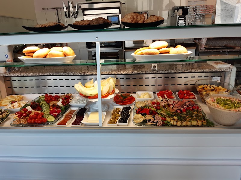 Can's Frischtheke Restaurant - Photo 1