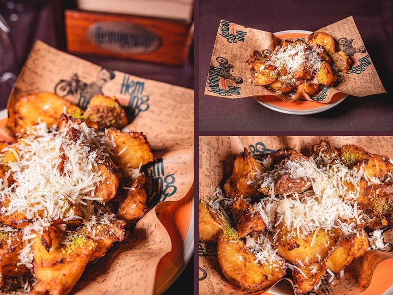 Hemingway Restaurant - Photo 3