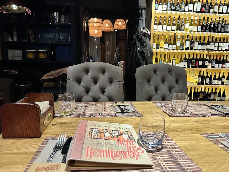 Hemingway Restaurant - Photo 2