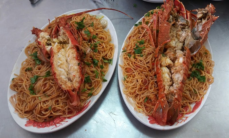 ouzo Nicholas - Photo 2