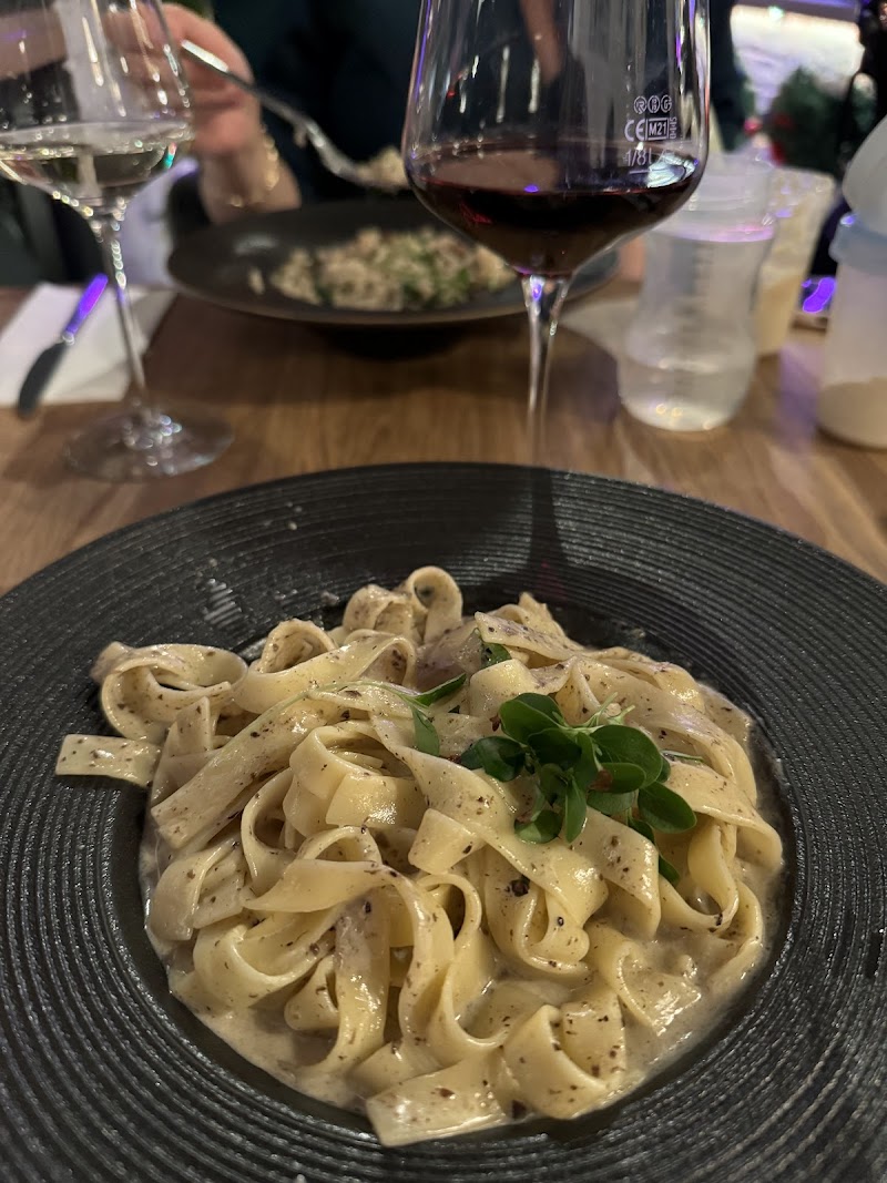 Joyce Café Restaurant - Photo 8