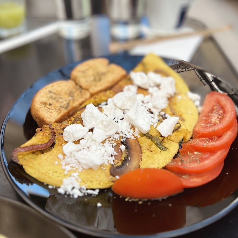 Early bites - Photo 1