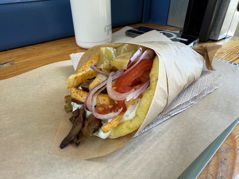 Mama Tierra Acropolis - Vegan street food - Photo 3