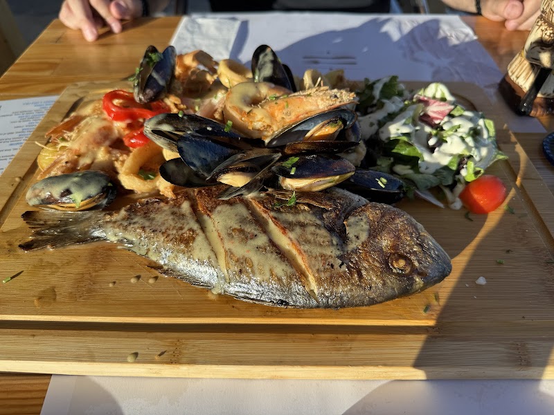 Akti Kitchen & Bar - Photo 3