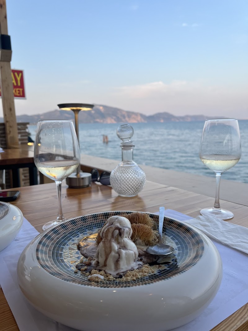 Akti Kitchen & Bar - Photo 4