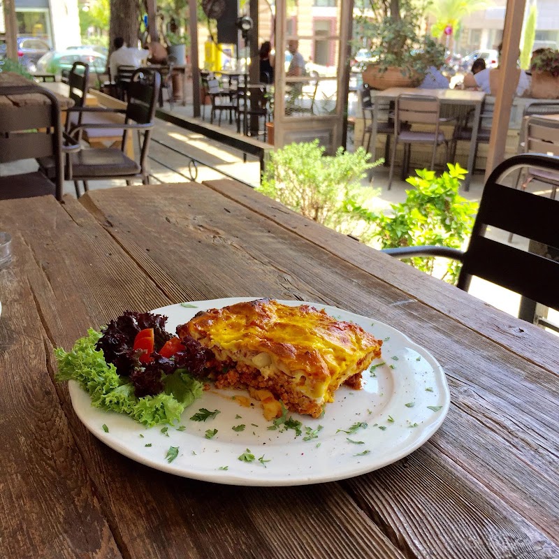 Kentrikon Restaurant - Meze - Photo 2