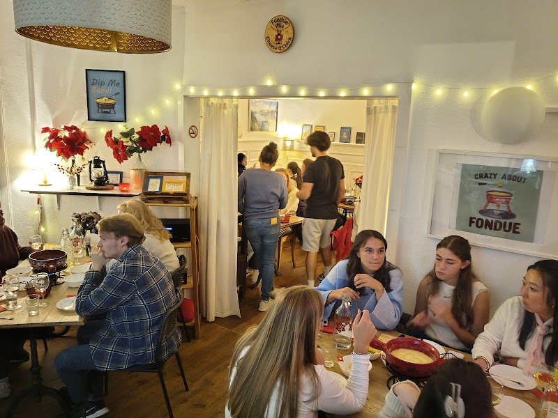 Fondue Villa & Garden - Photo 2