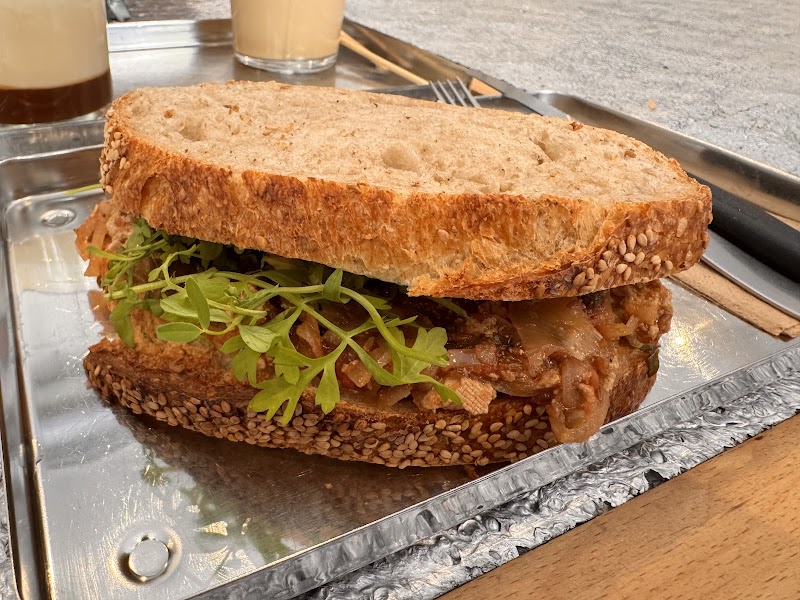 Deli Social - Photo 5