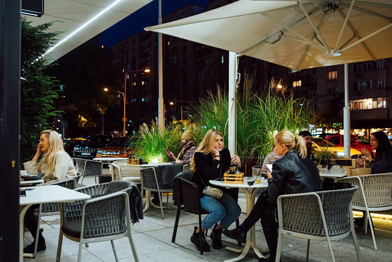 Gram Bistro - Photo 1