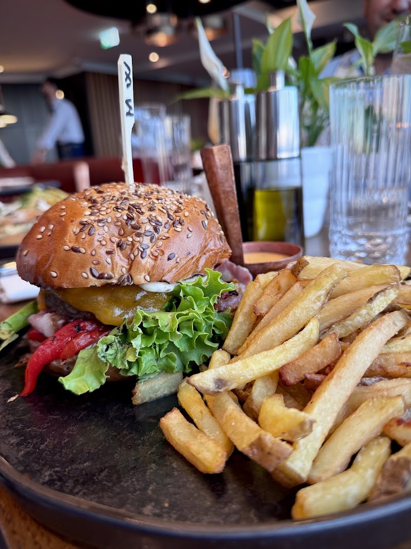 Nor Sky Casual Restaurant - Photo 6