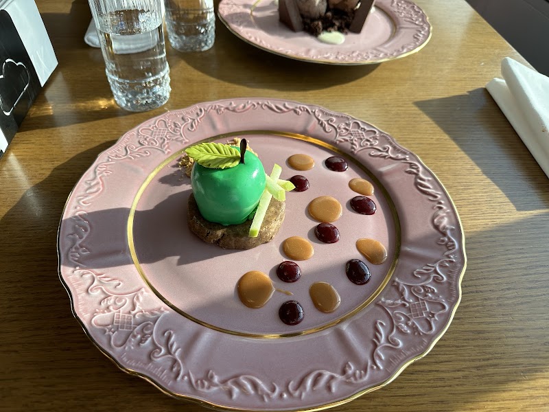 Nor Sky Casual Restaurant - Photo 8