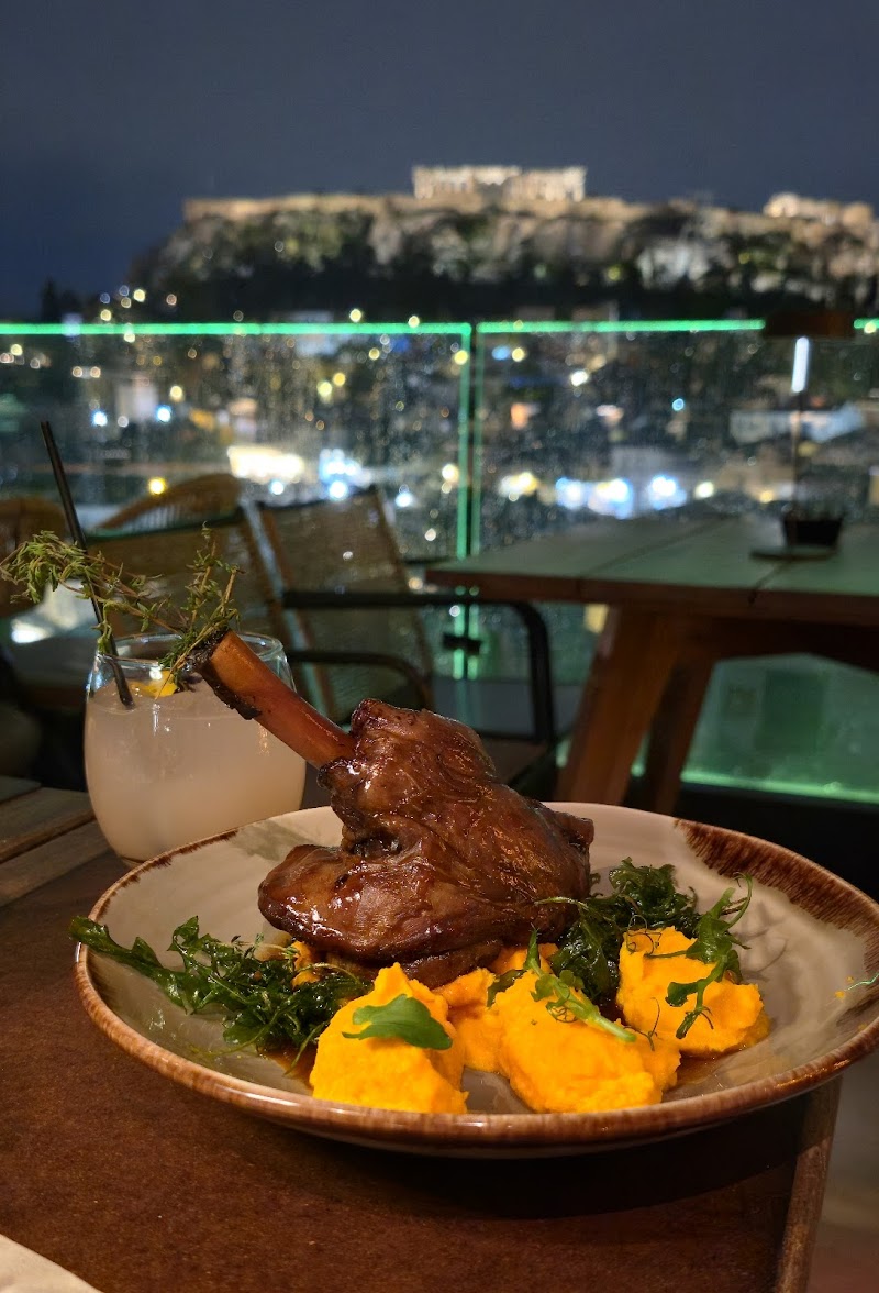 Attic Urban Rooftop - Photo 3