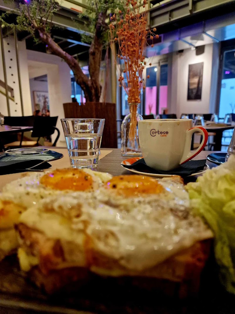 The 11 Concept bistro - Photo 2