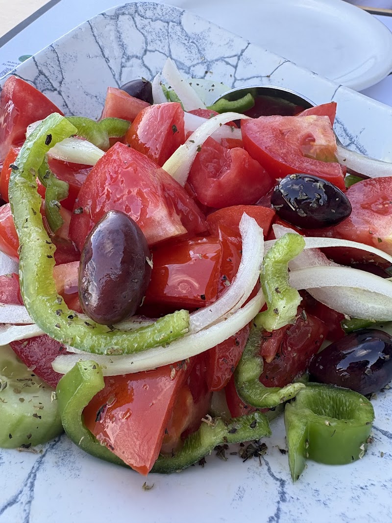 Kastella Seafood Restaurant - Photo 3