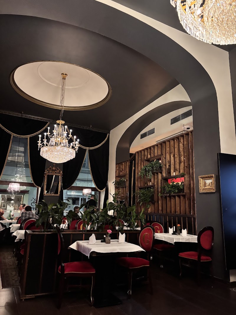 Grnd Restaurant - Photo 5