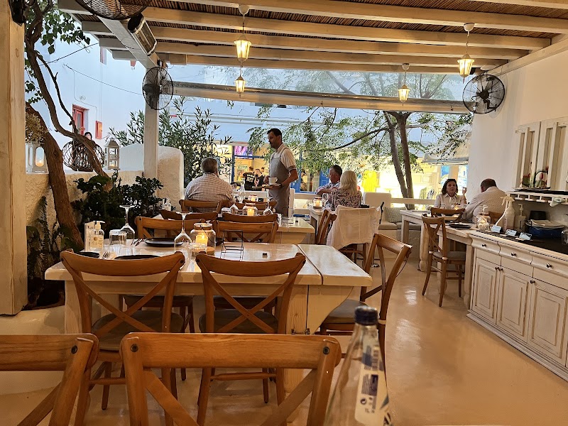 m-eating restaurant Mykonos town - Photo 1