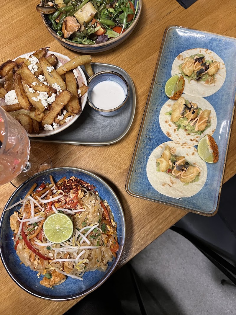 Ever After - Photo 7