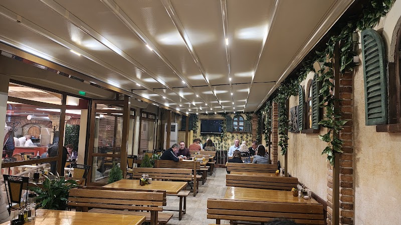 Pizzeria "Olio D'Oliva" - Photo 2