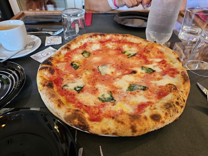 Pizzeria "Olio D'Oliva" - Photo 6