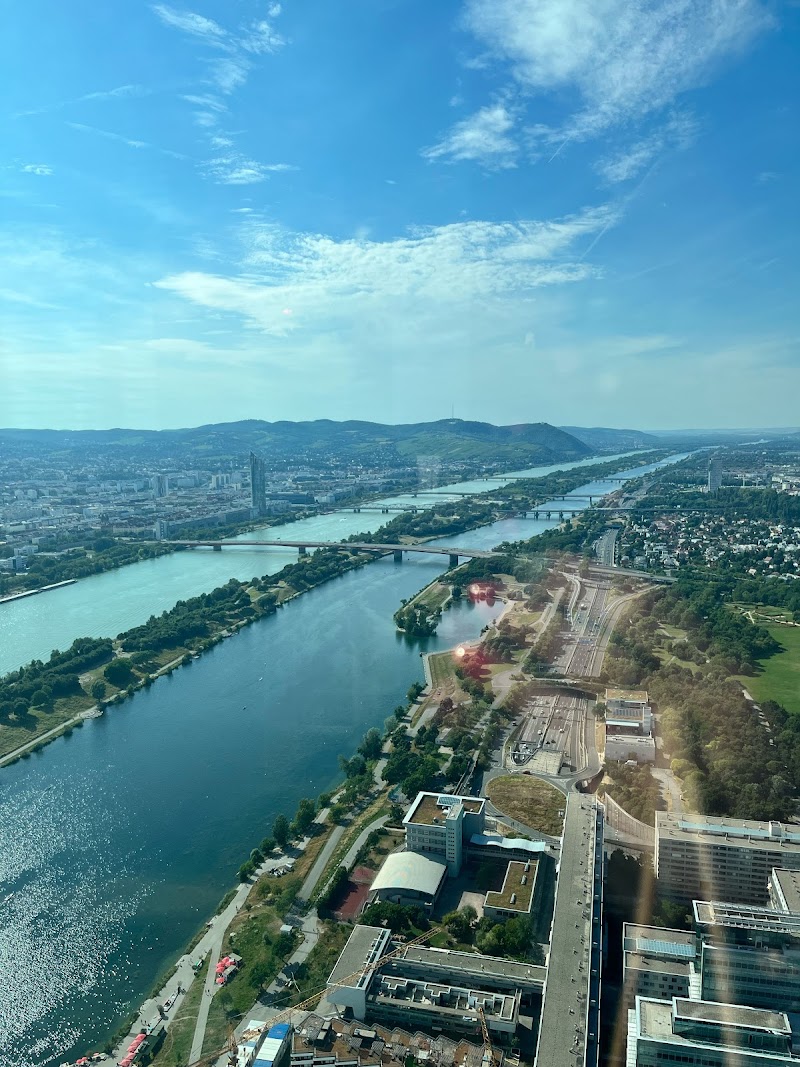 Altia Restaurant - Photo 7