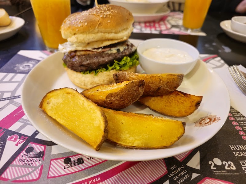 The Scotland Yard - Photo 3