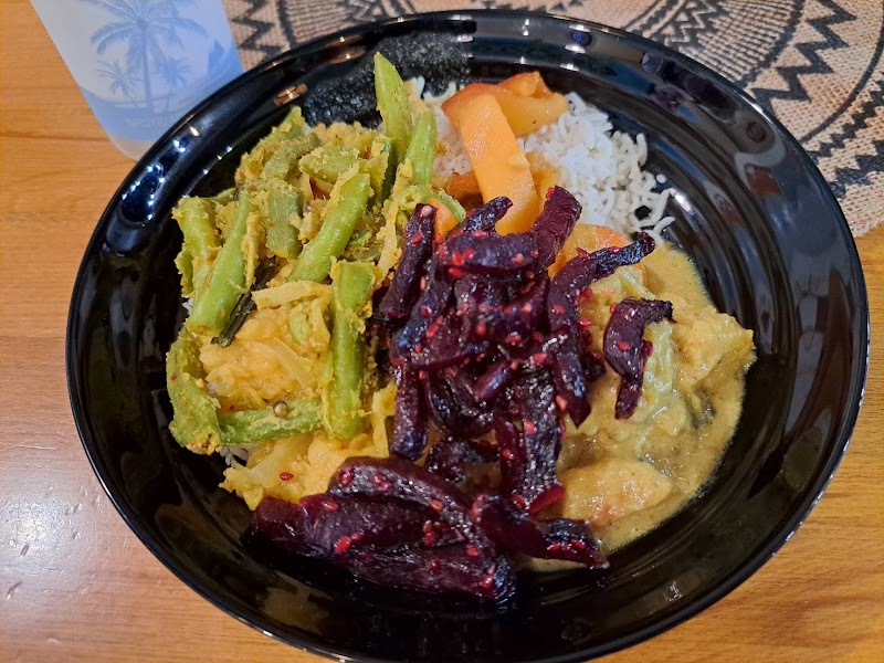 rCurry Sri Lankan Restaurant - Photo 6