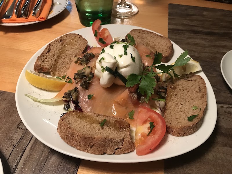 Old Lemon Tree - Photo 2