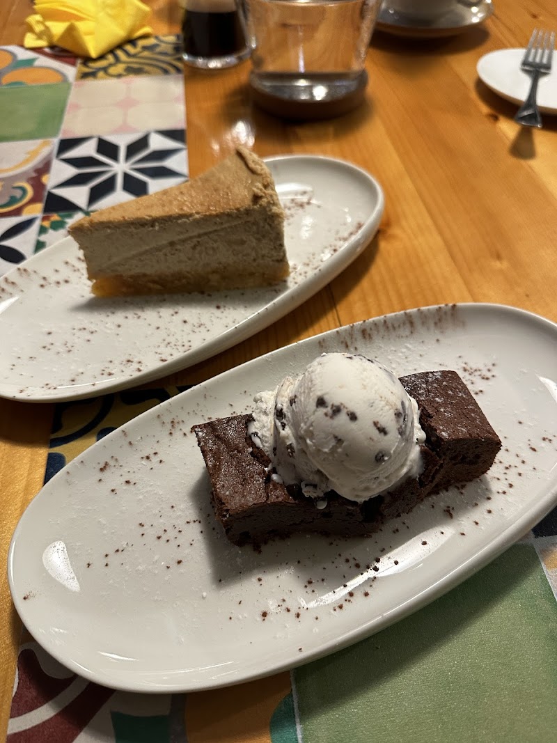 Old Lemon Tree - Photo 5