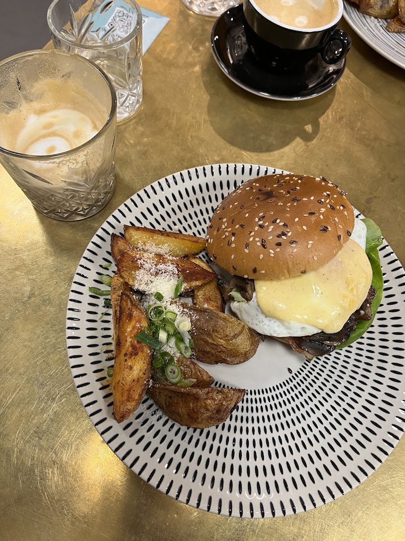 DOT - District of Toast - Photo 8