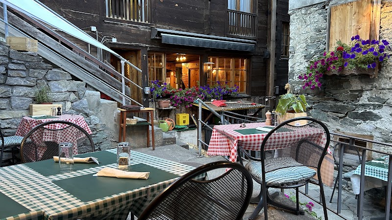 Osteria Bella Italia - Photo 1