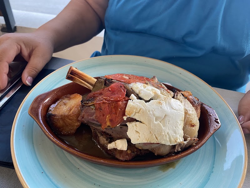 Johnny’s Greek Restaurant - Photo 5