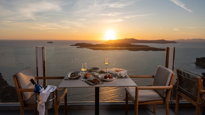 Elia Restaurant & Lounge - Photo 3