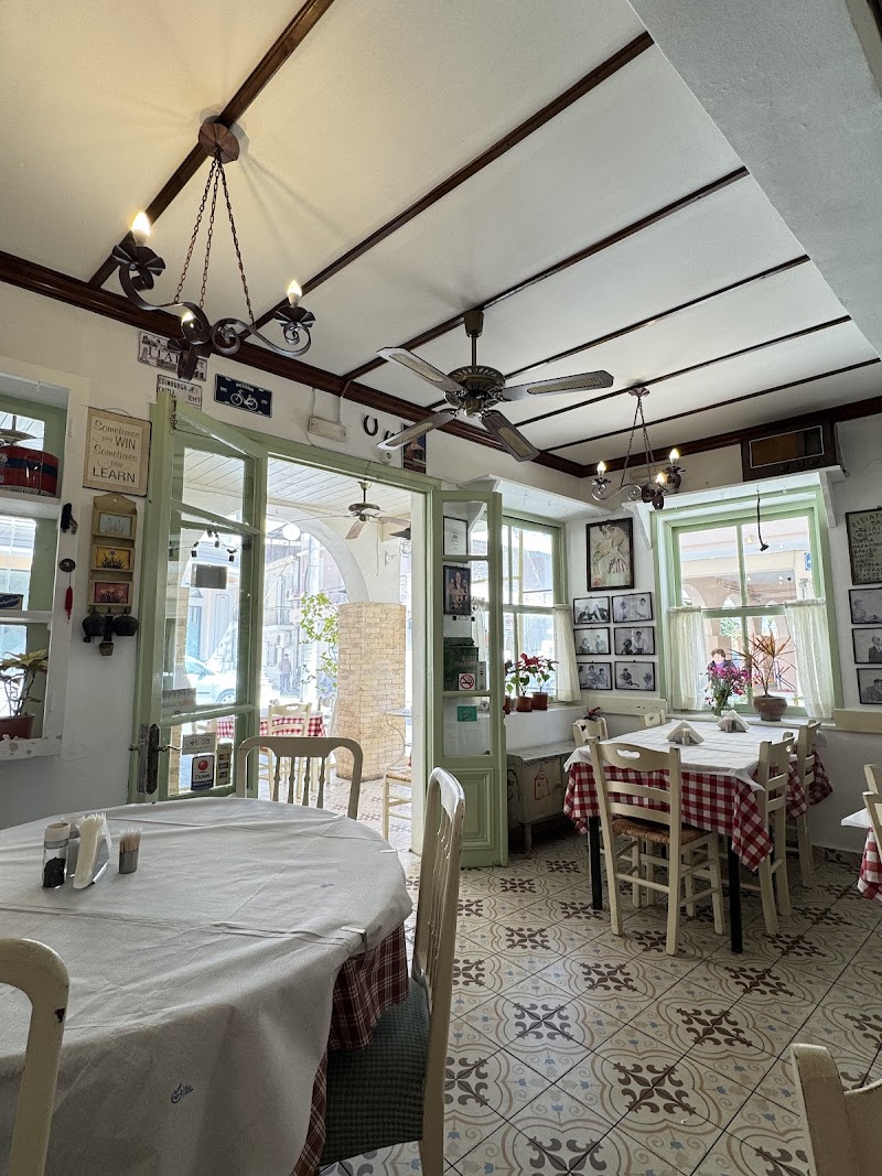 Kantouni restaurant - Photo 3